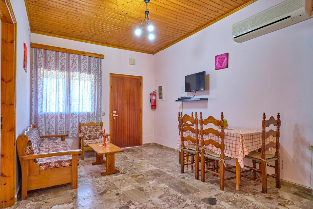 איוס סטפנוס Theodora Apartments Agios Stefanos Corfu מראה חיצוני תמונה