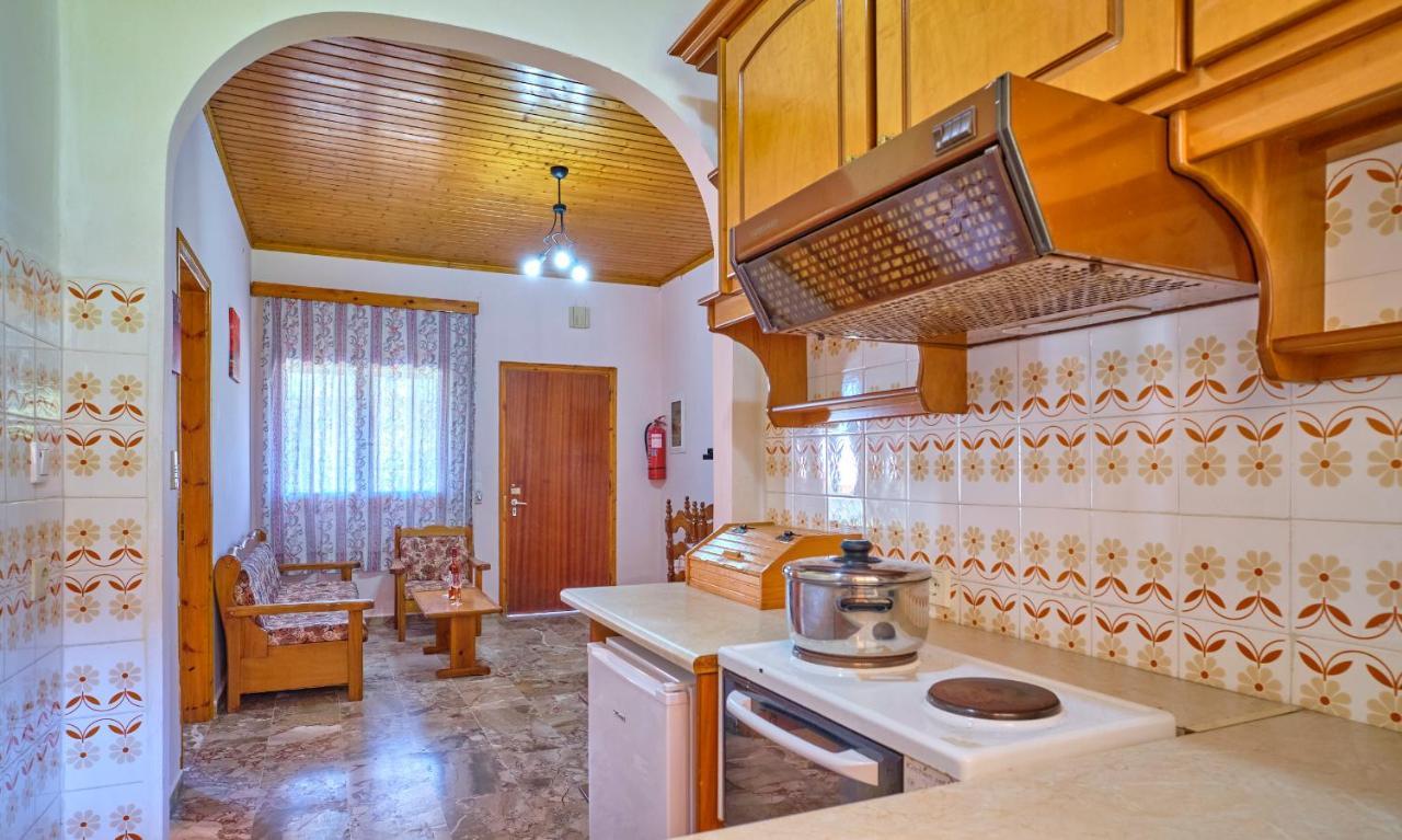 איוס סטפנוס Theodora Apartments Agios Stefanos Corfu מראה חיצוני תמונה
