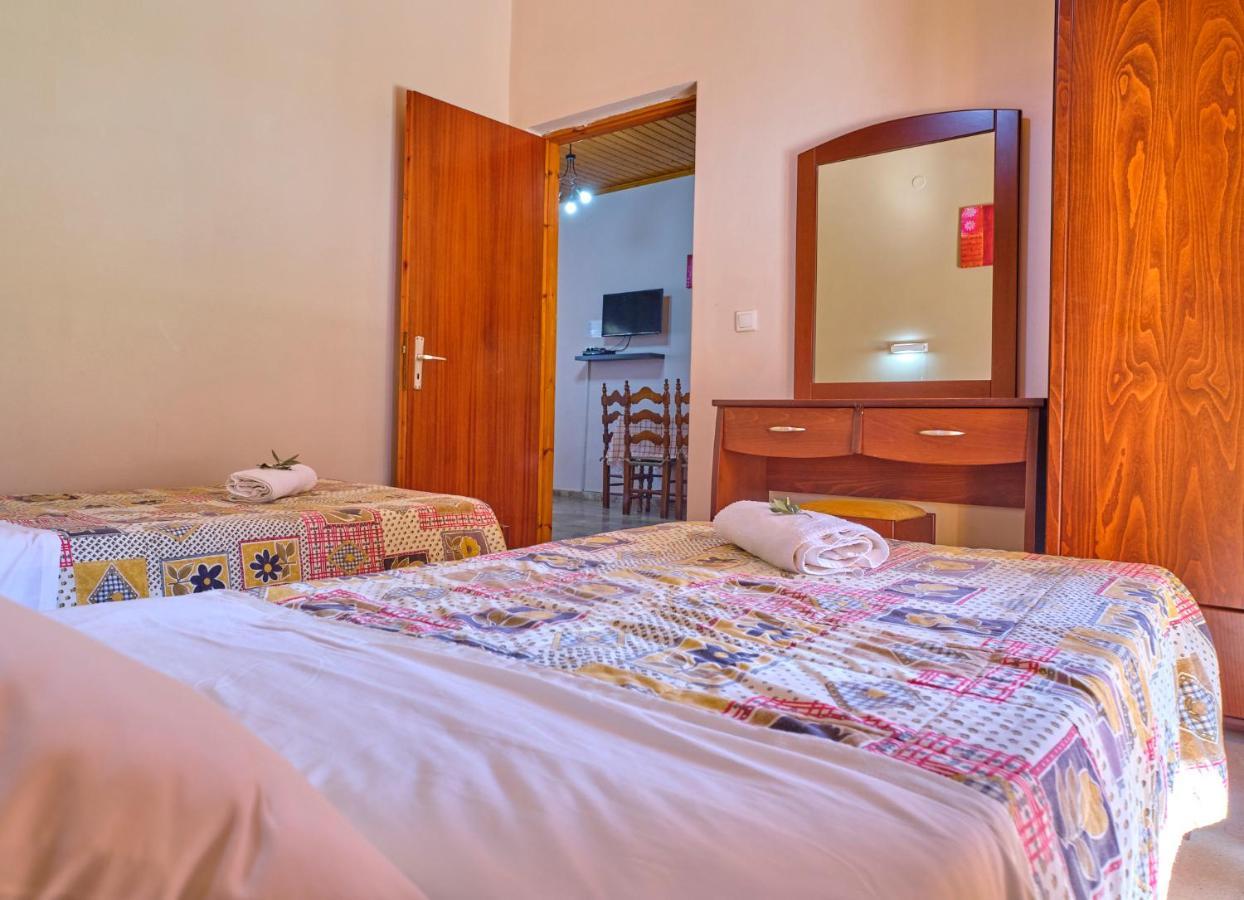 איוס סטפנוס Theodora Apartments Agios Stefanos Corfu מראה חיצוני תמונה