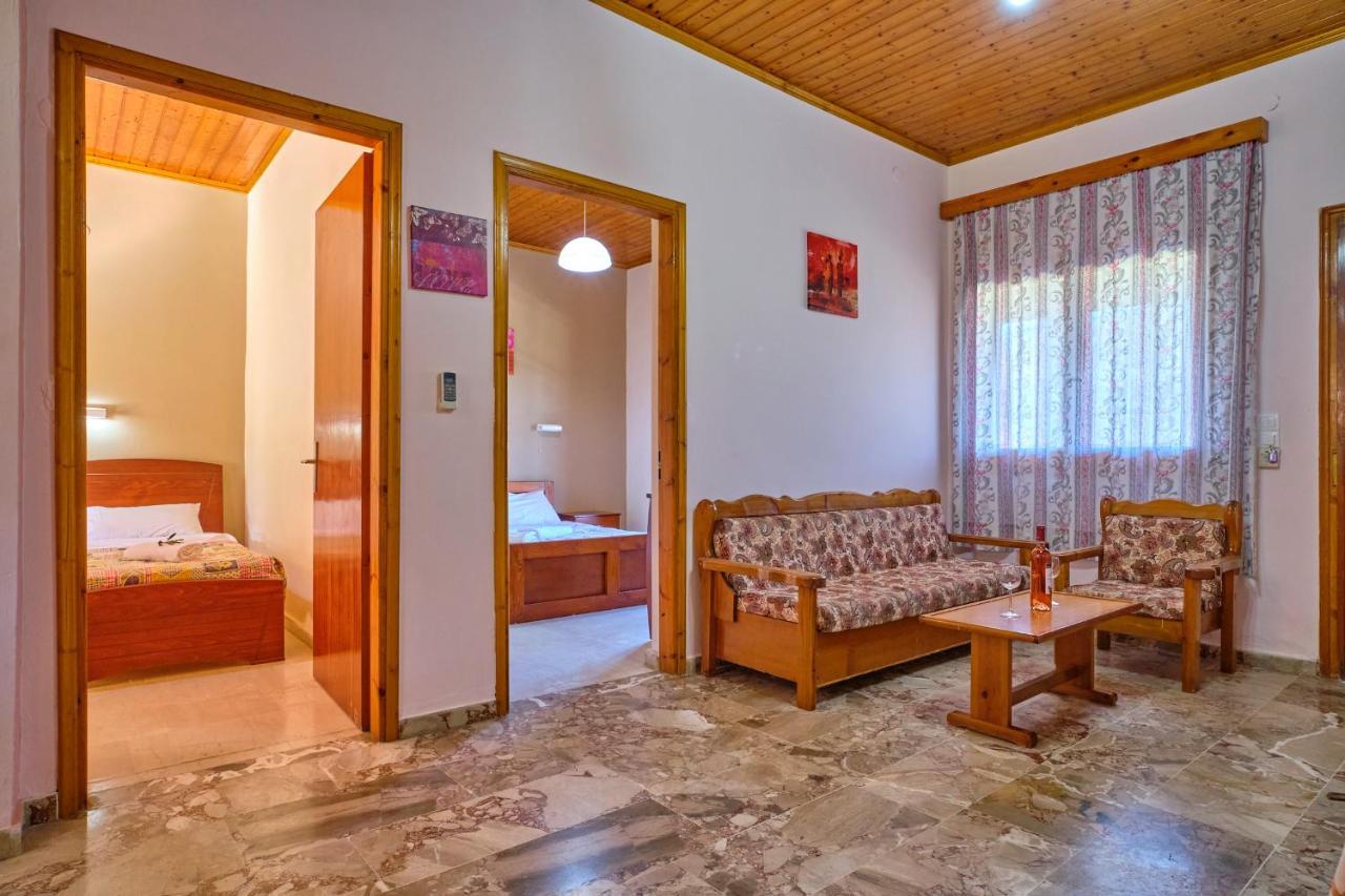 איוס סטפנוס Theodora Apartments Agios Stefanos Corfu מראה חיצוני תמונה