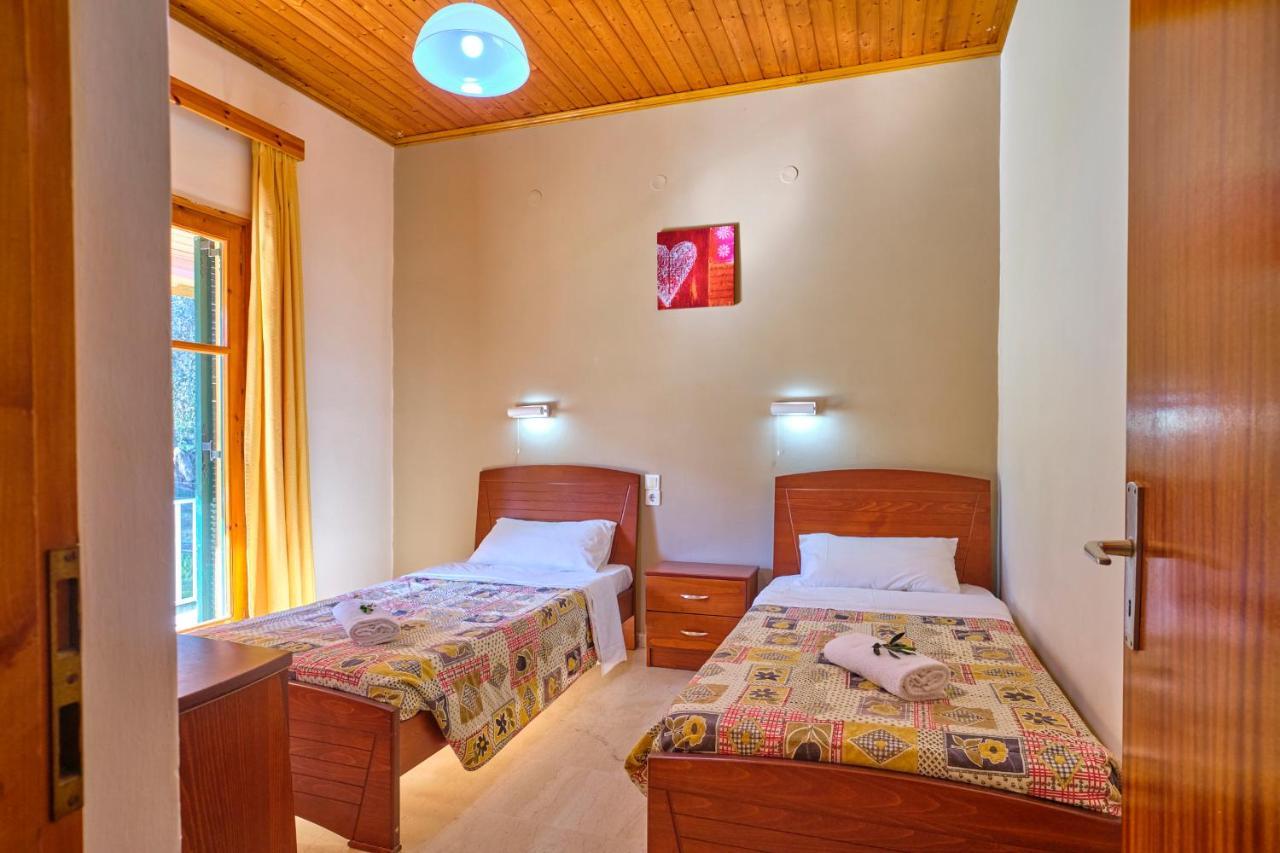 איוס סטפנוס Theodora Apartments Agios Stefanos Corfu מראה חיצוני תמונה