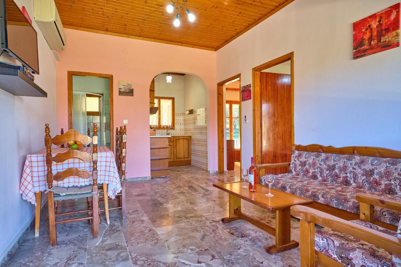 איוס סטפנוס Theodora Apartments Agios Stefanos Corfu מראה חיצוני תמונה