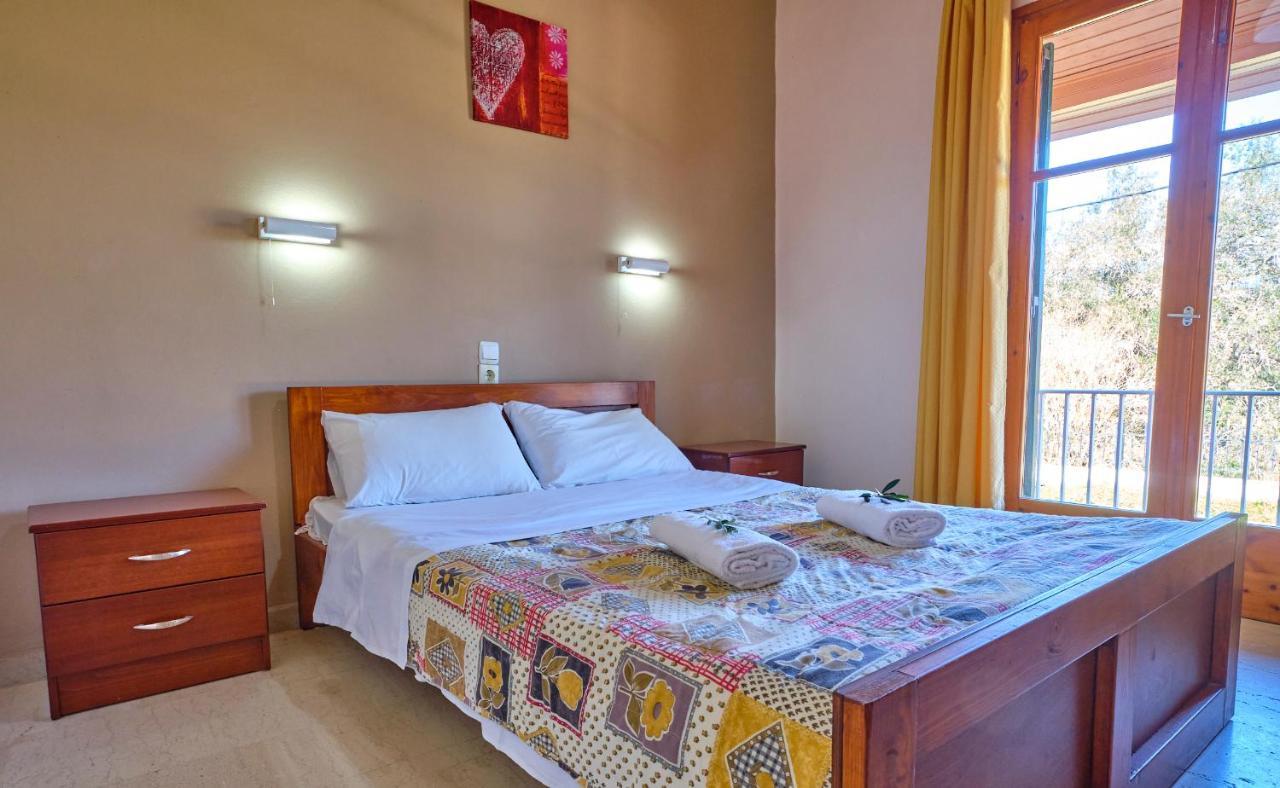 איוס סטפנוס Theodora Apartments Agios Stefanos Corfu מראה חיצוני תמונה